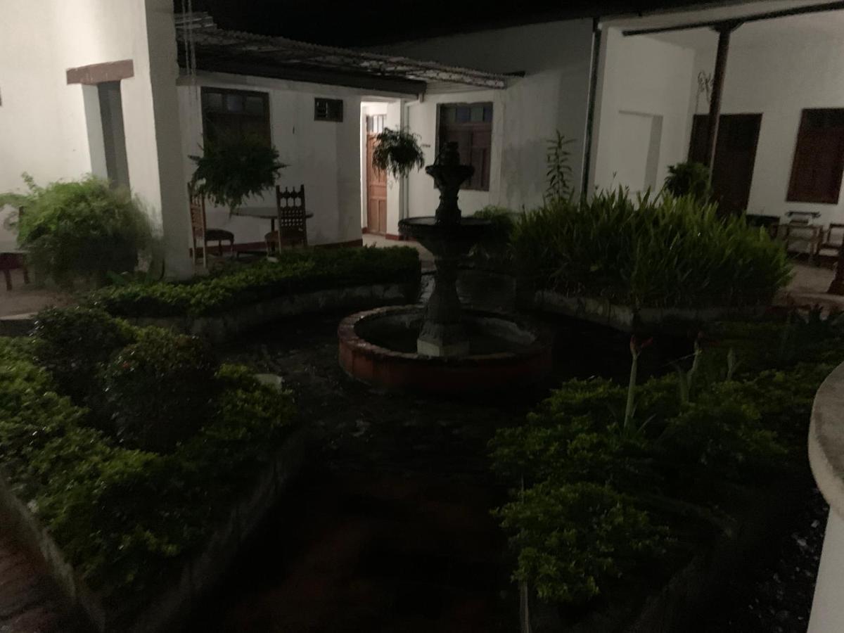 Hotel Casa Antigua Buga Esterno foto
