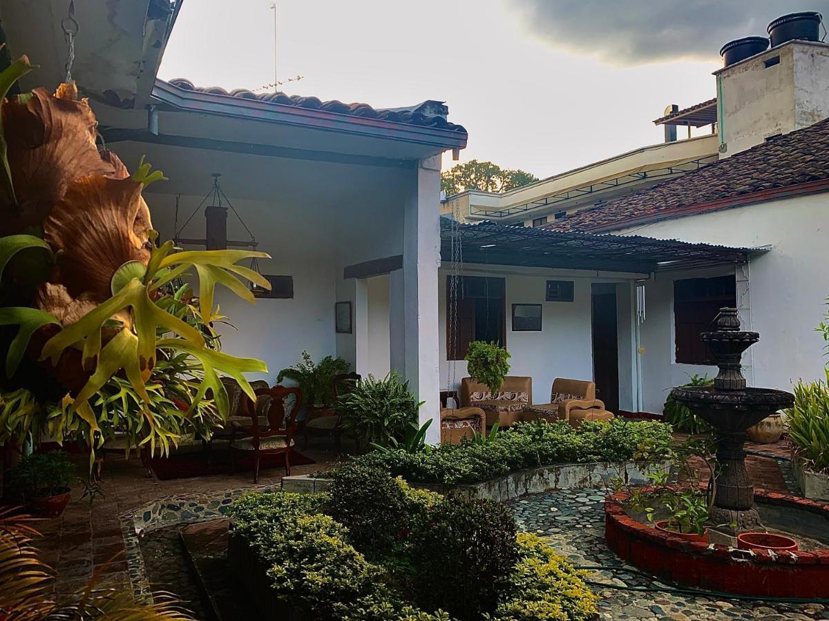 Hotel Casa Antigua Buga Esterno foto