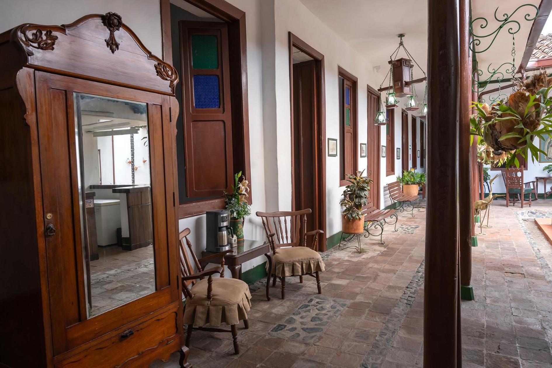 Hotel Casa Antigua Buga Esterno foto